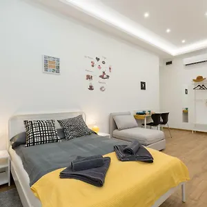 Holidays Downtown Apartamento Budapeste